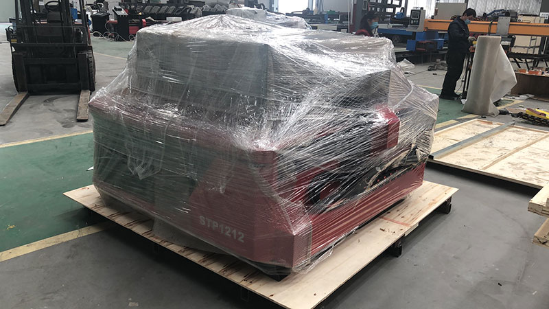 4x4 小型數(shù)控等離子工作臺內包裝